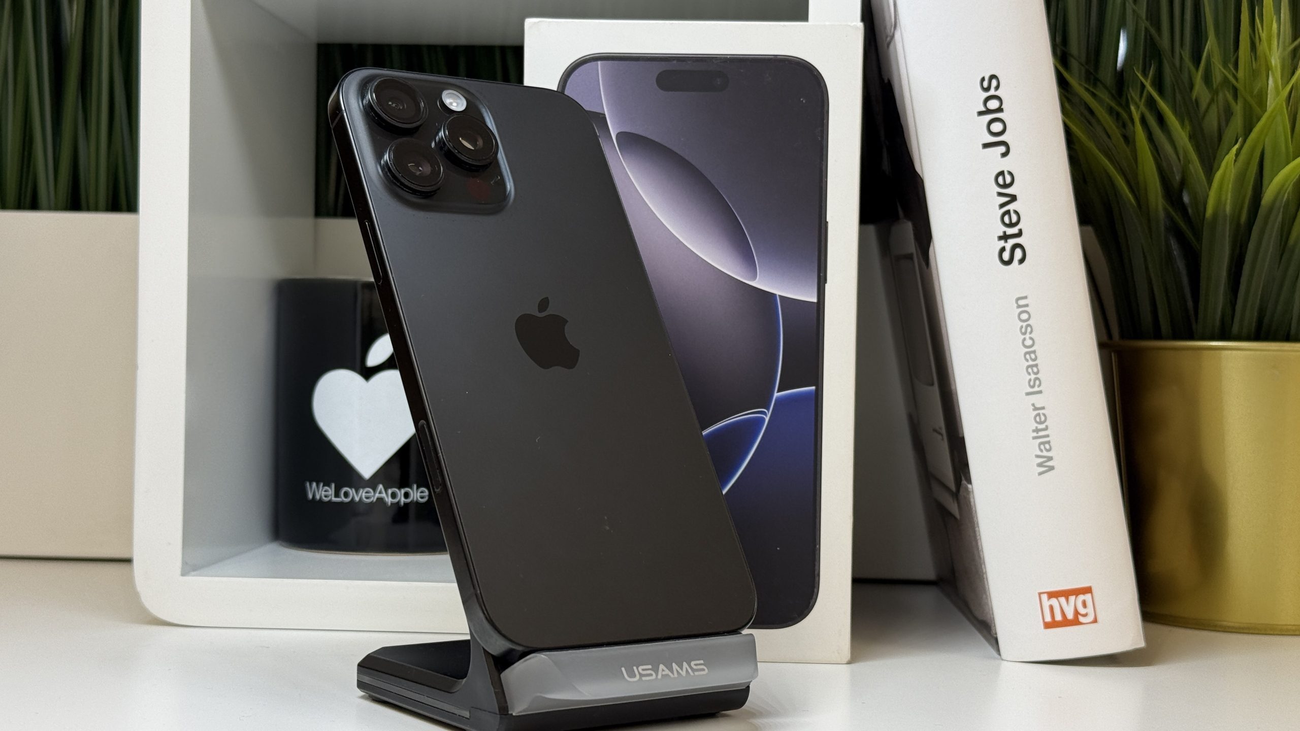 iPhone 16 Pro Max 256GB, Fekete Titán, Független, Számla, 2 Év Garancia, 92%