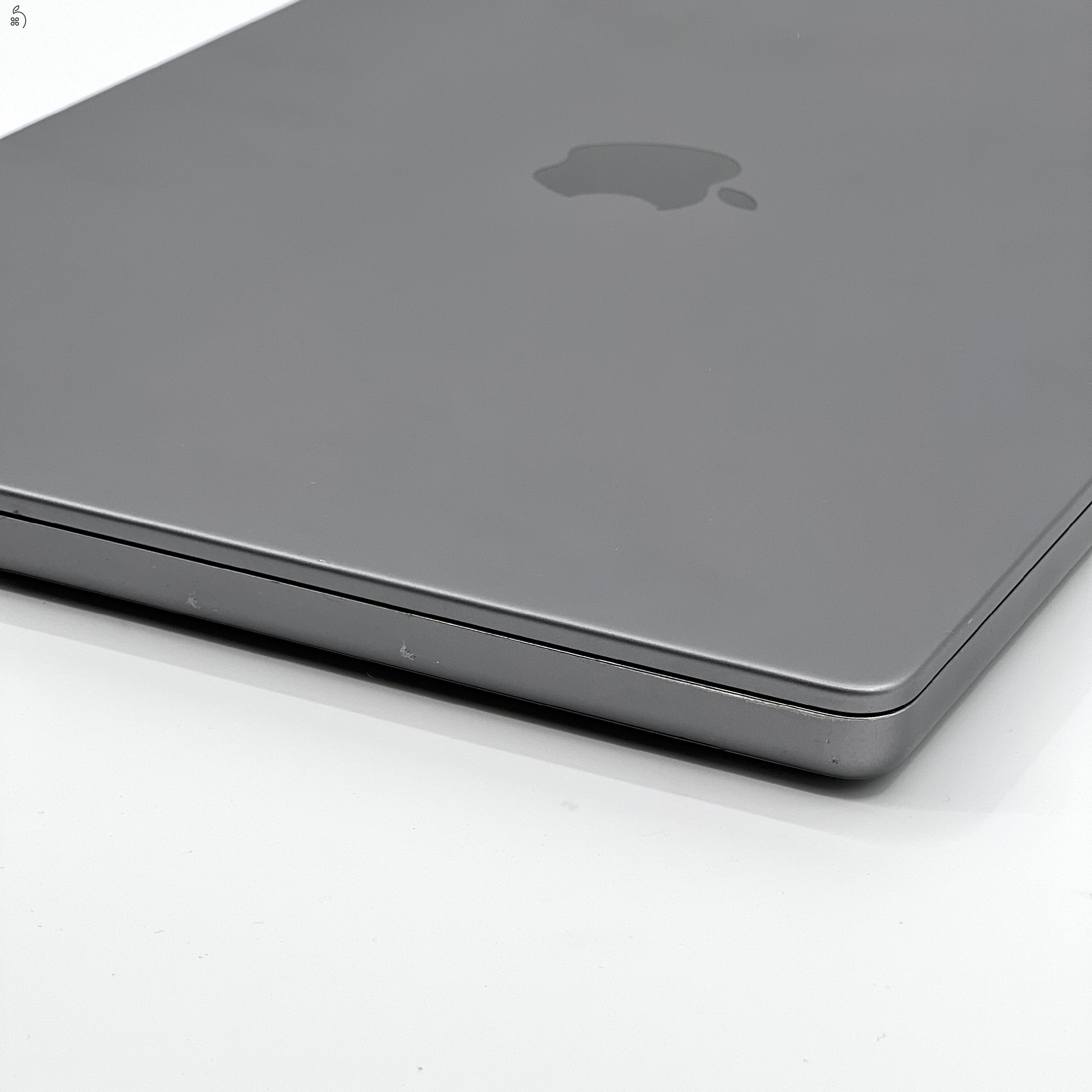 MacBook Pro 16″ 2021, M1 Pro 10 Cores, 16 GB RAM, 16 core GPU, 512 GB SSD, Space Gray 27% Áfás,  0554AB