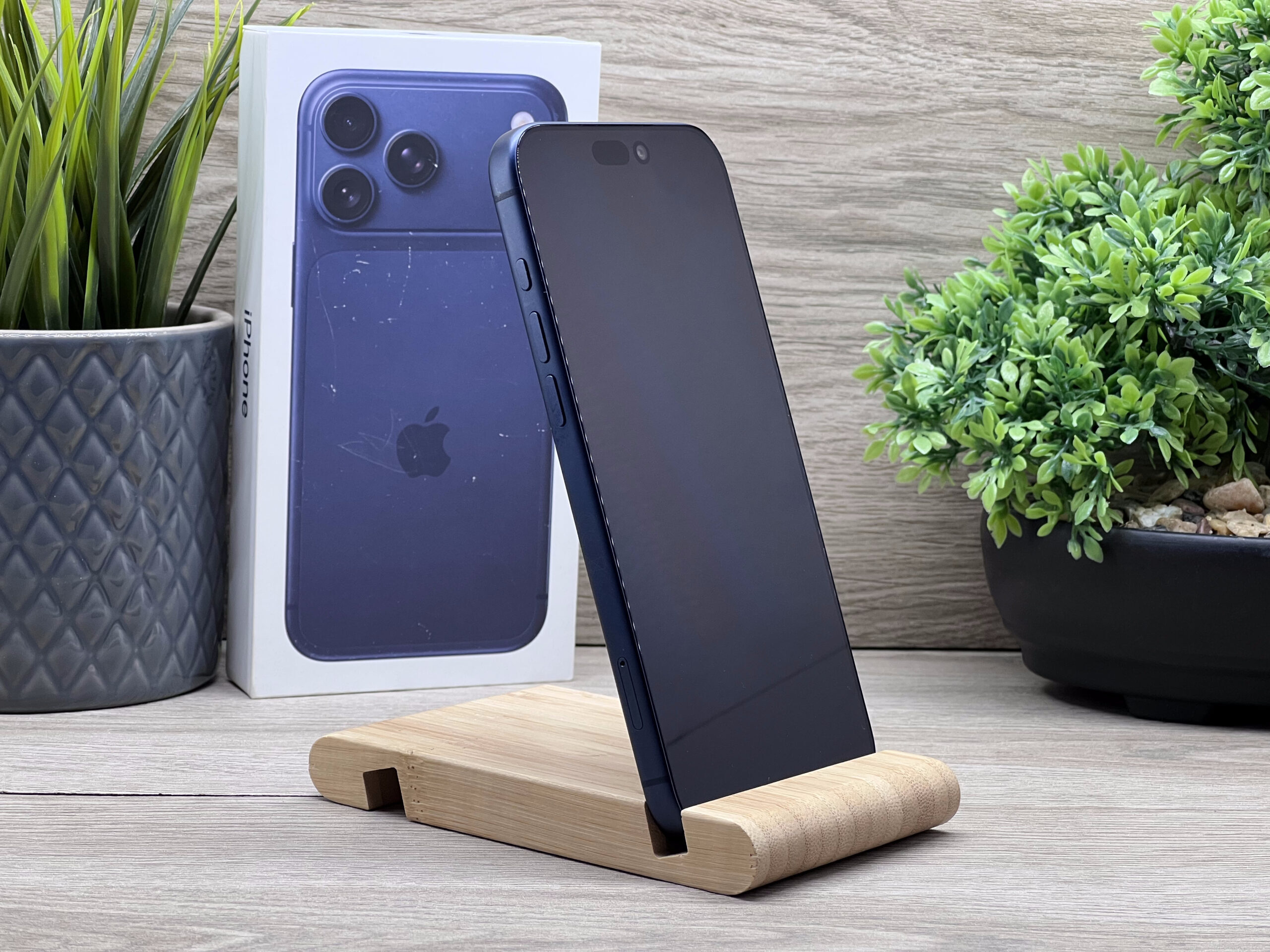 Hibátlan iPhone 17 Pro Max Deep Blue 256GB 2 ÉV Garanciával Számlával