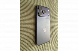 Apple iPhone 17 Pro 256GB Deep Blue + Torras tok