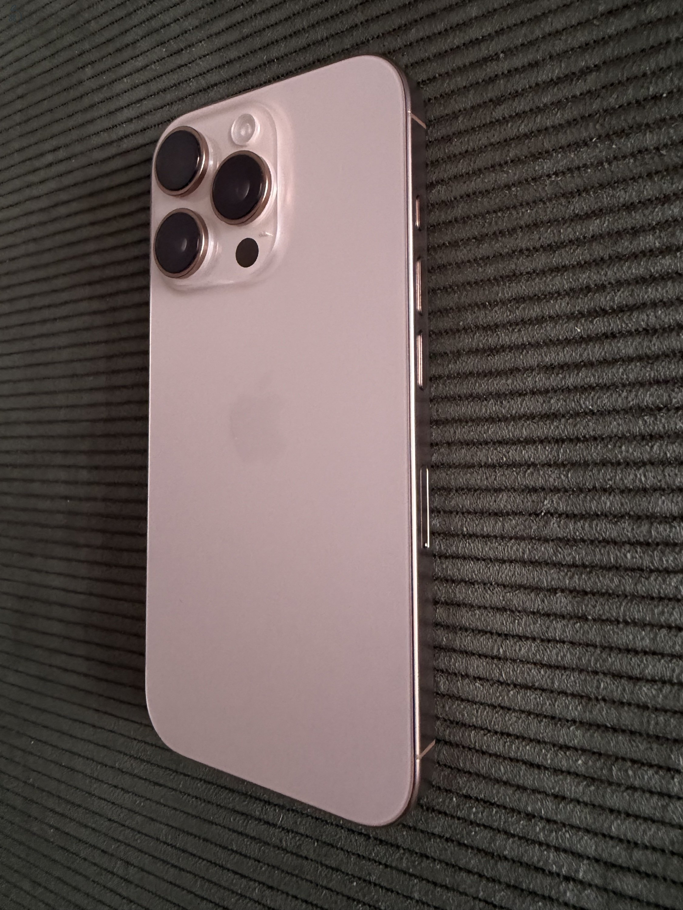 Apple iPhone 16 Pro 128GB Desert titanium + Apple tok