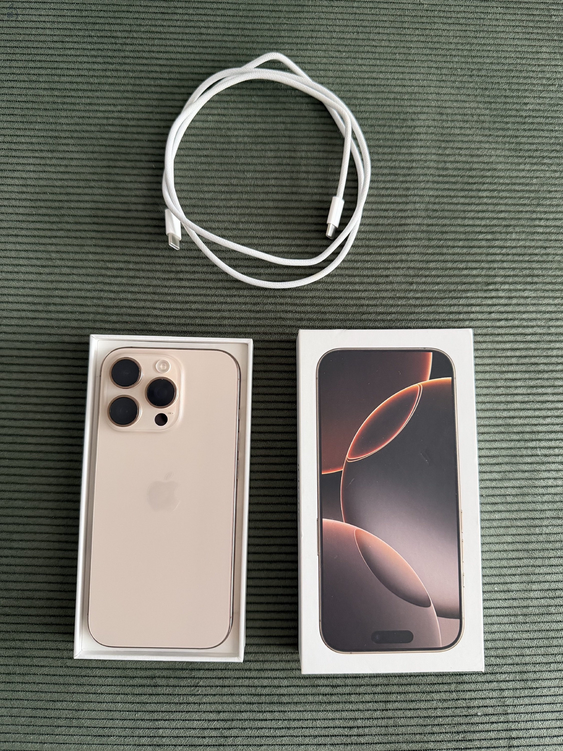 Apple iPhone 16 Pro 128GB Desert titanium + Apple tok