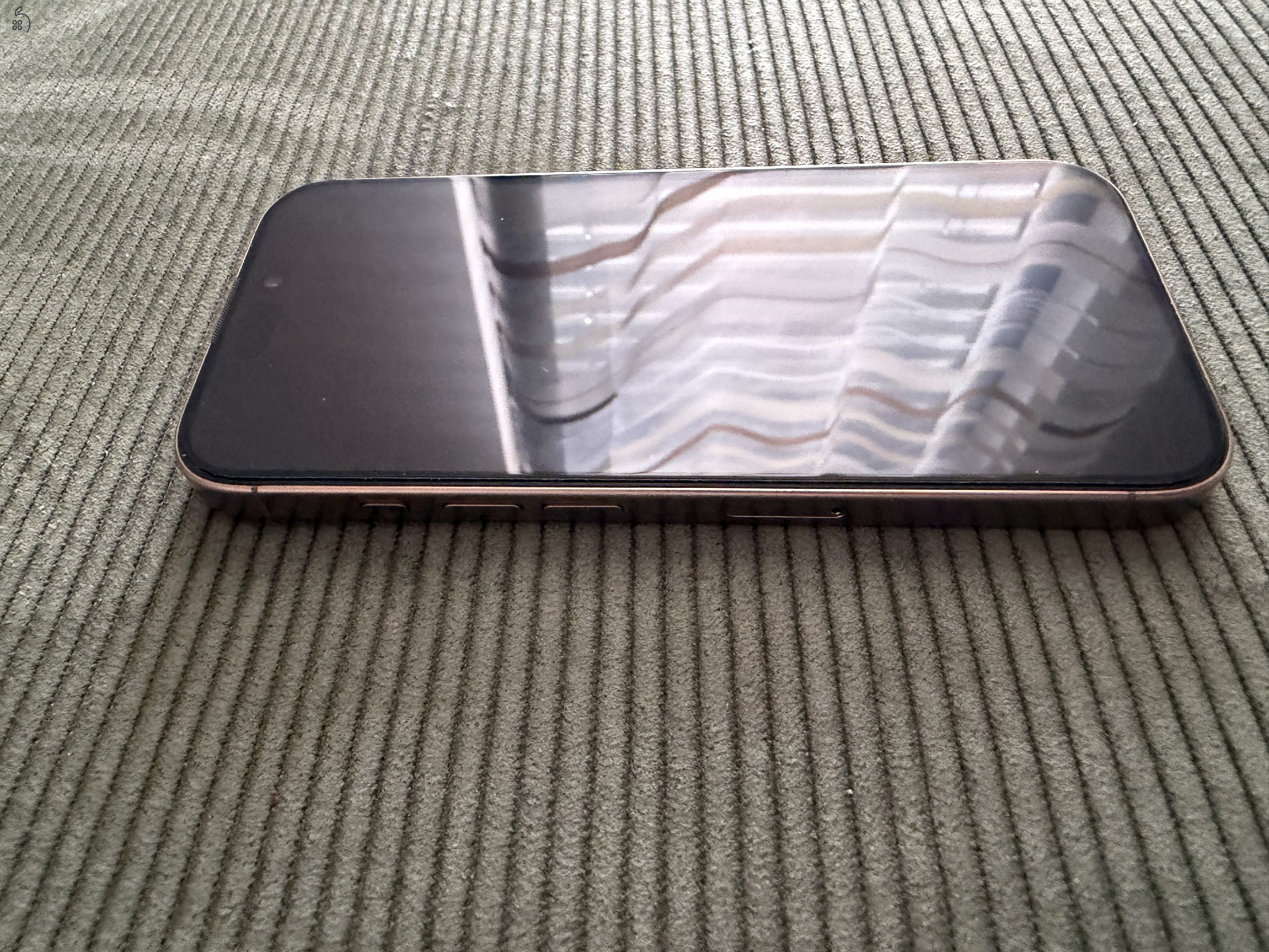 Apple iPhone 16 Pro 128GB Desert titanium + Apple tok