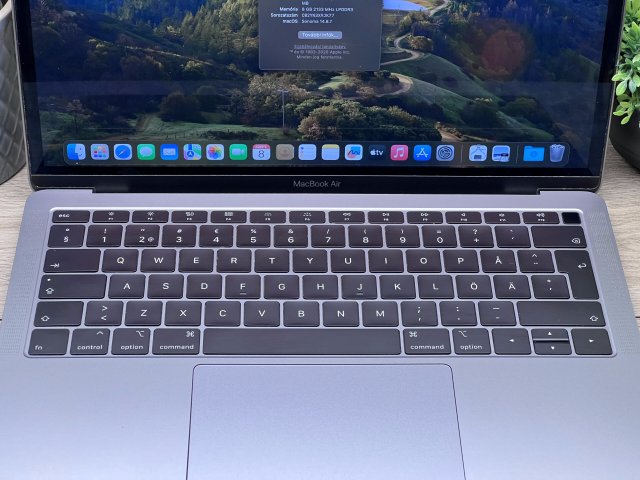 MacBook Air 2018 13”128GB 2 ÉV Garanciával Számlával Aksi 100%