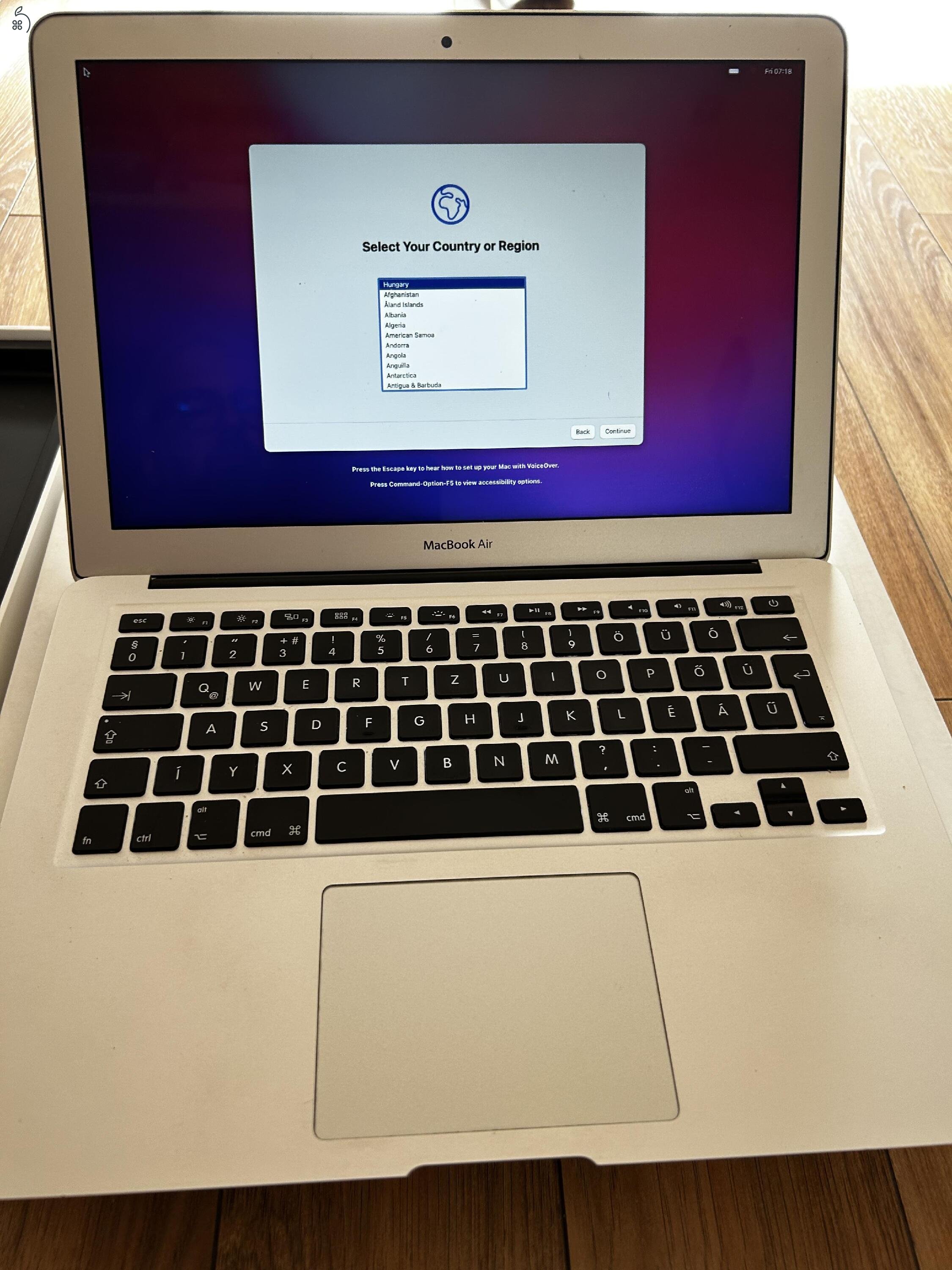 Apple MacBook Air 13 (2017) i7 / 8 GB RAM / 512 GB SSD