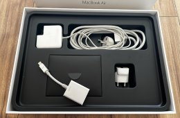 Apple MacBook Air 13 (2017) i7 / 8 GB RAM / 512 GB SSD