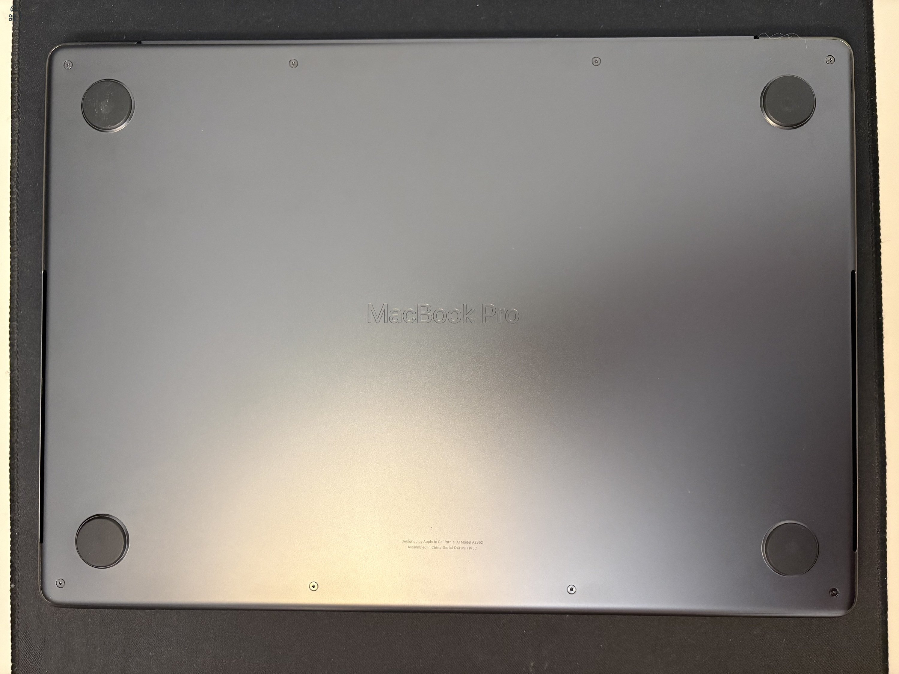 Eladó Macbook Pro M3 Pro | 18 GB | 512 GB SSD