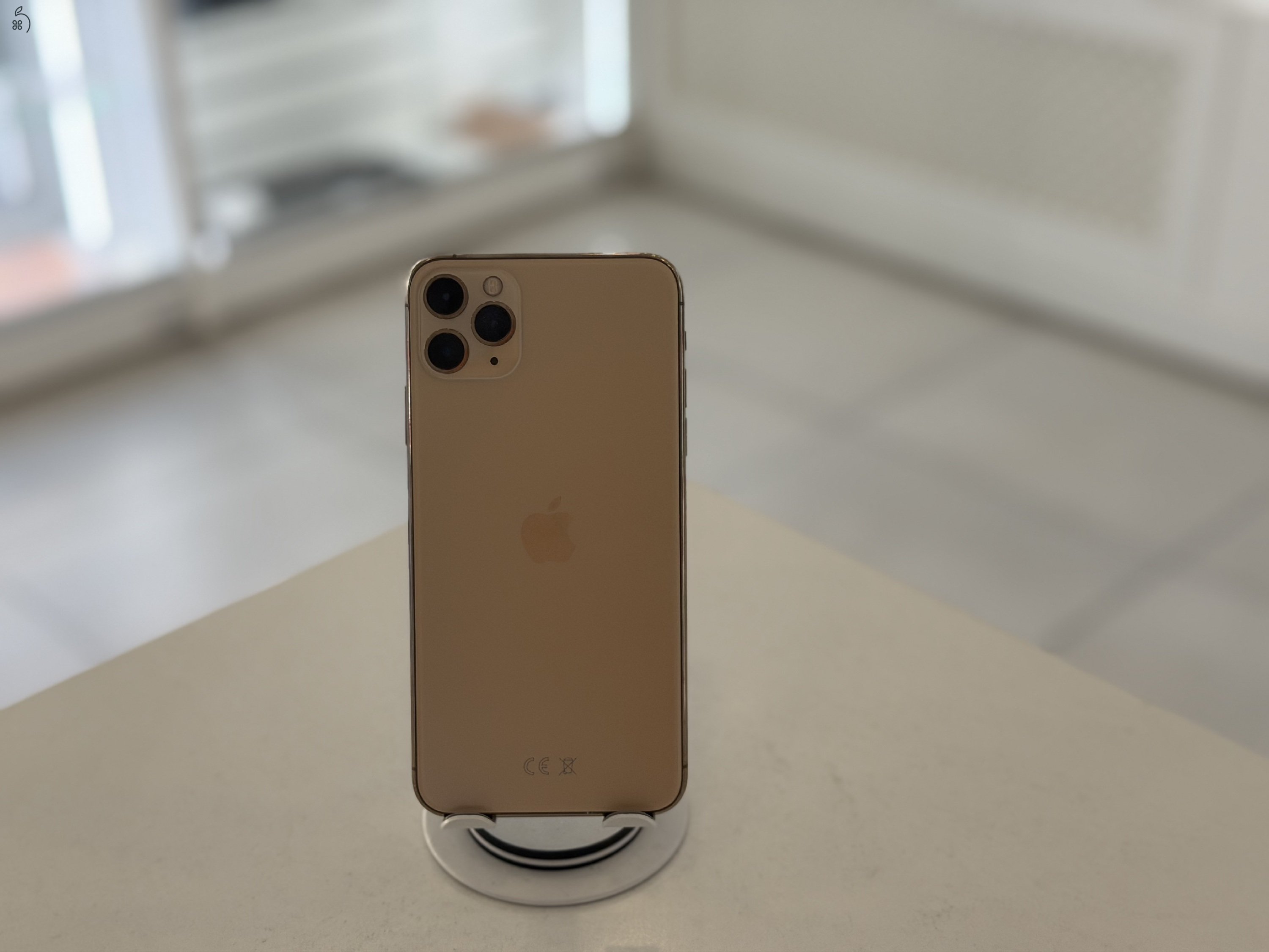 iPhone 11 Pro Max 64GB Független Újszerű/1 hónap gar./Akku 100%/p5020