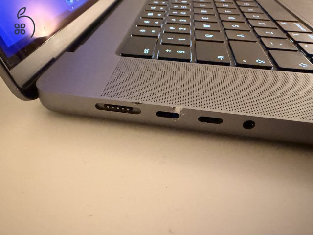 MacBook Pro 16” M1 Max / 64GB 
