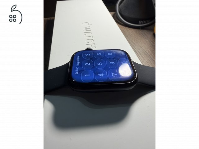Apple Watch Series 9 45 mm Aluminium – Midnight GPS - dobozzal, töltővel