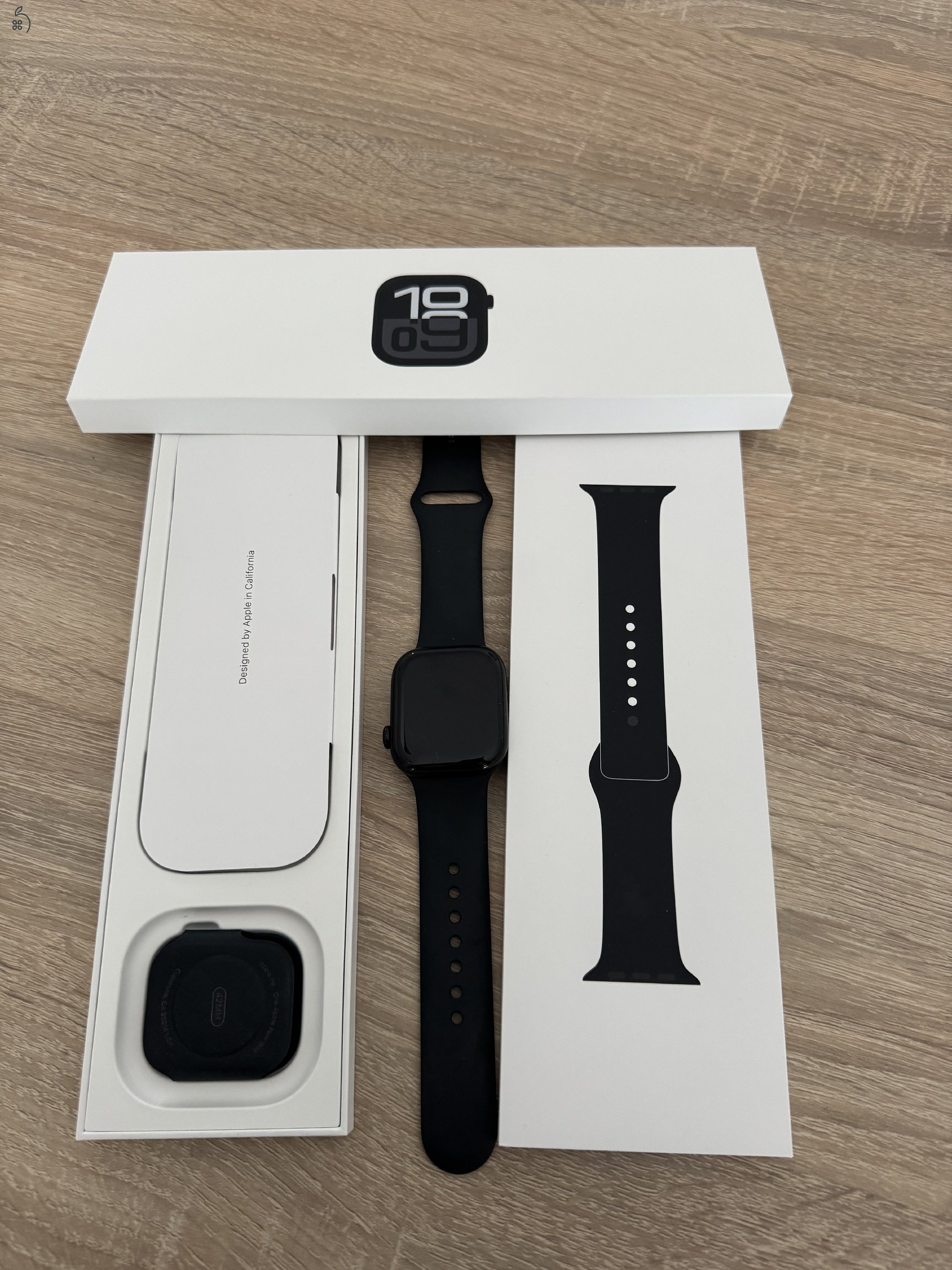  Apple Watch S10 / 42mm / GPS / Kozmoszfekete