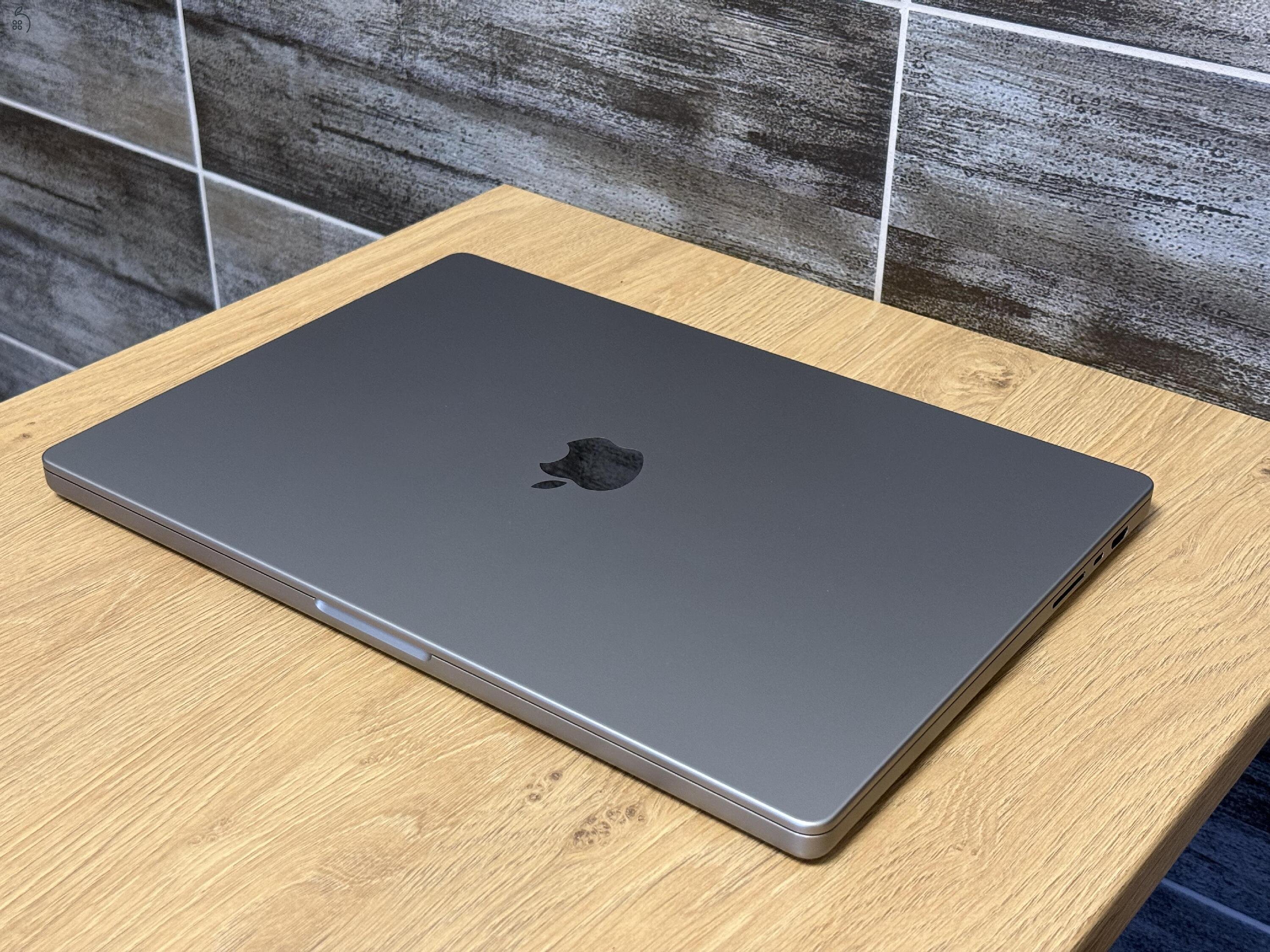 MacBook Pro 16