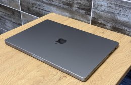 MacBook Pro 16