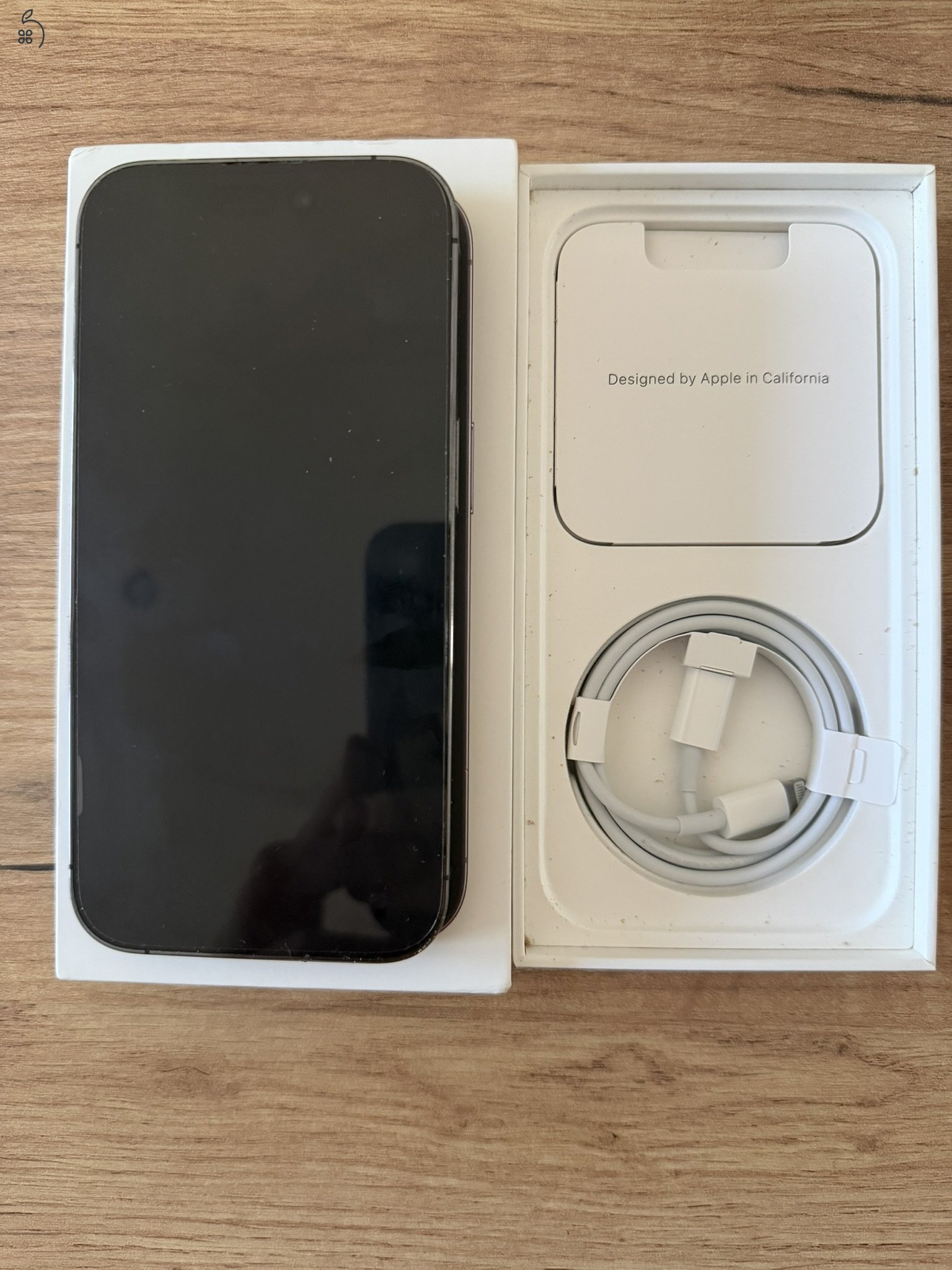 iPhone 14 Pro, 128 GB – kiváló állapotban, ajándék tokokkal