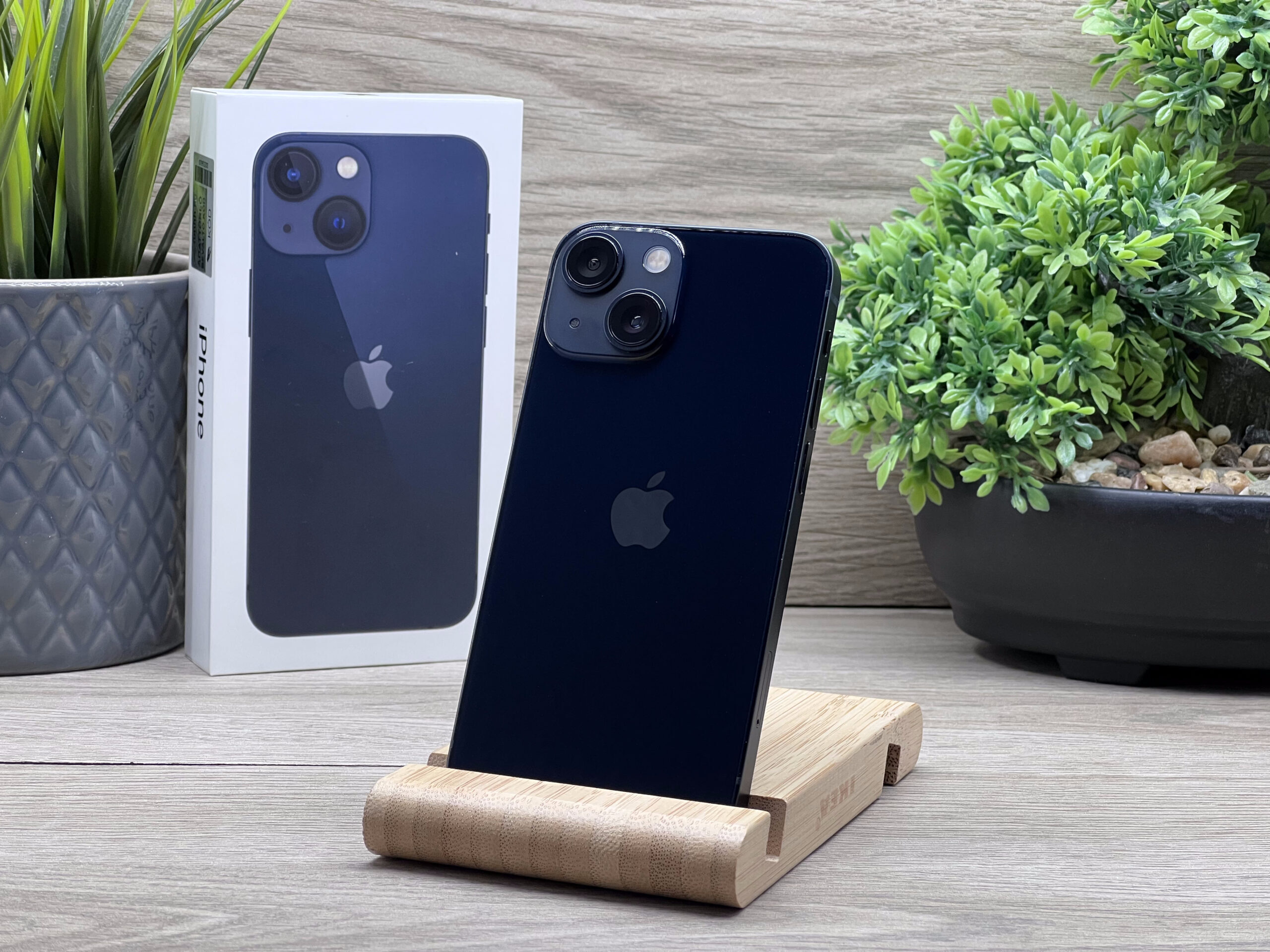 Hibátlan iPhone 13 Mini Midnight 256GB 2 ÉV Garanciával 100%