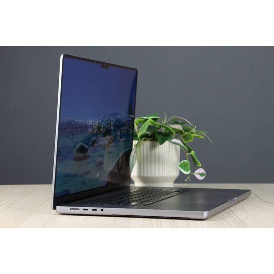 Használt MacBook Pro 16