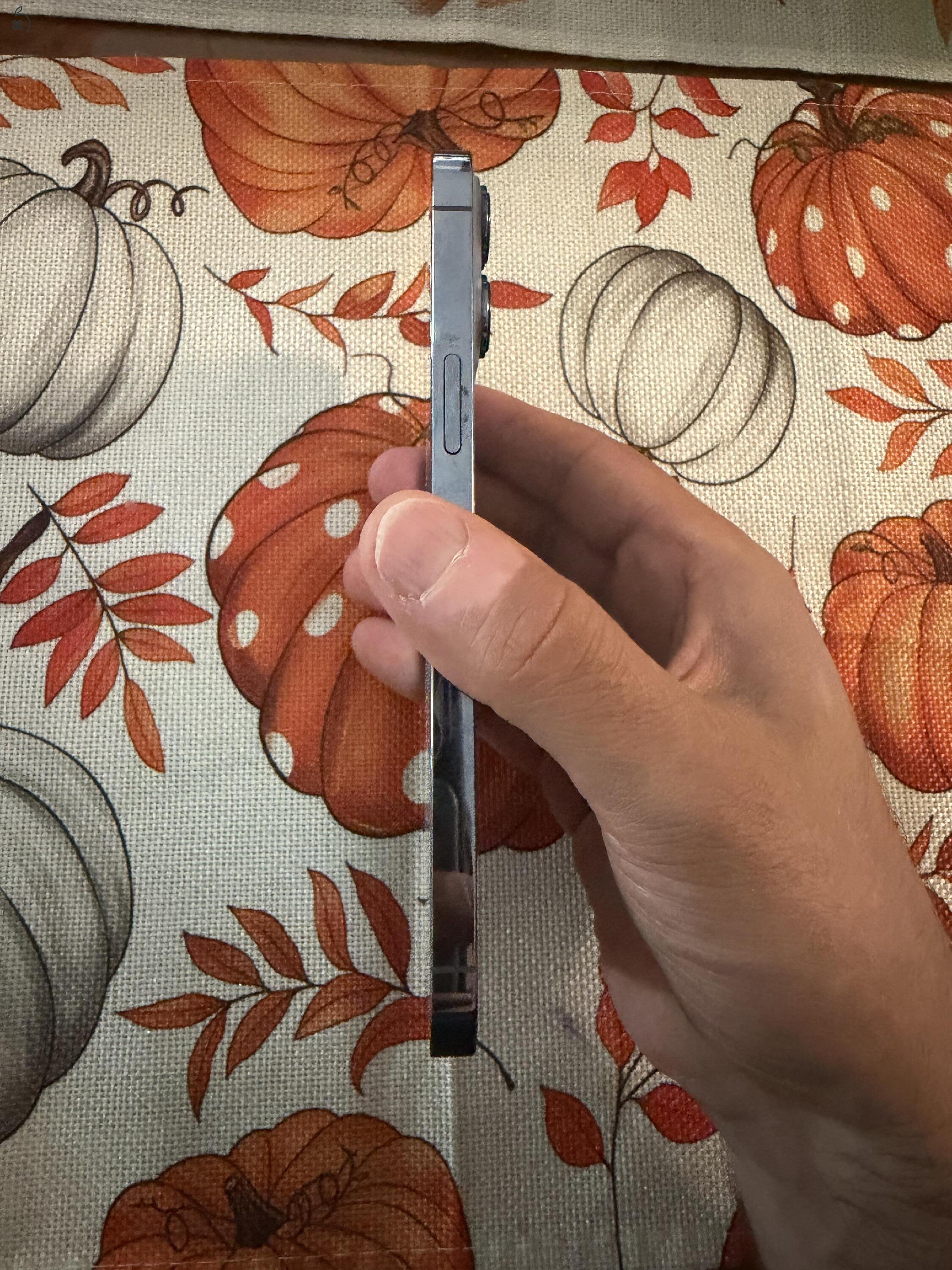 Eladó Apple iPhone 13 Pro Max 128 GB készülékem, készülékváltás miatt.