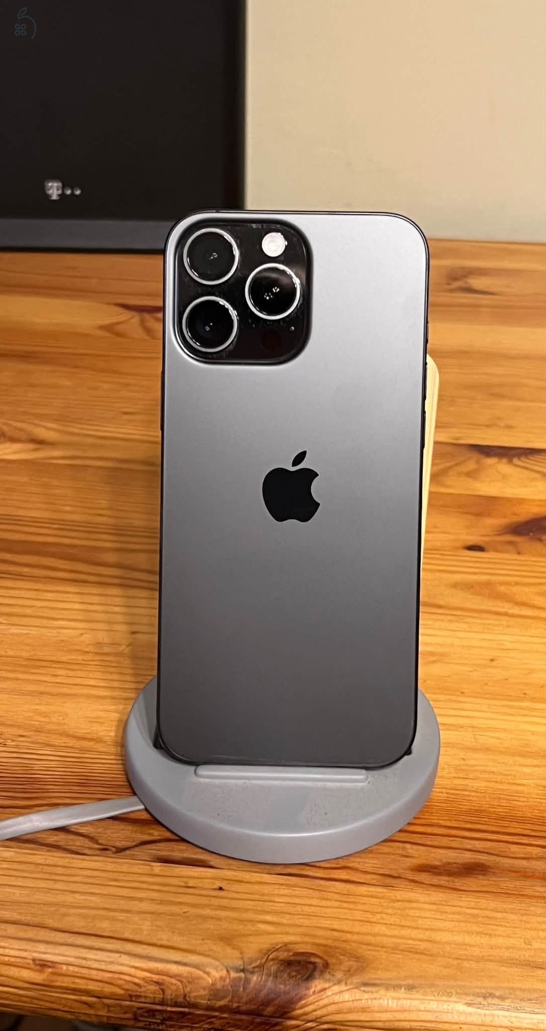 Iphone 16 Pro Max Titan Black 256GB hiba és karcmentes