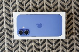 iPhone 16 Ultramarine