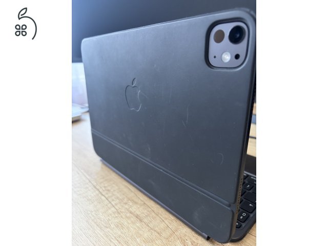Apple iPad Pro 11” M4 256 GB Wi-Fi – 98% akku, megkímélt állapot