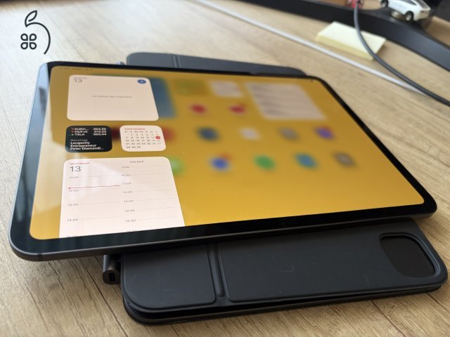 Apple iPad Pro 11” M4 256 GB Wi-Fi – 98% akku, megkímélt állapot