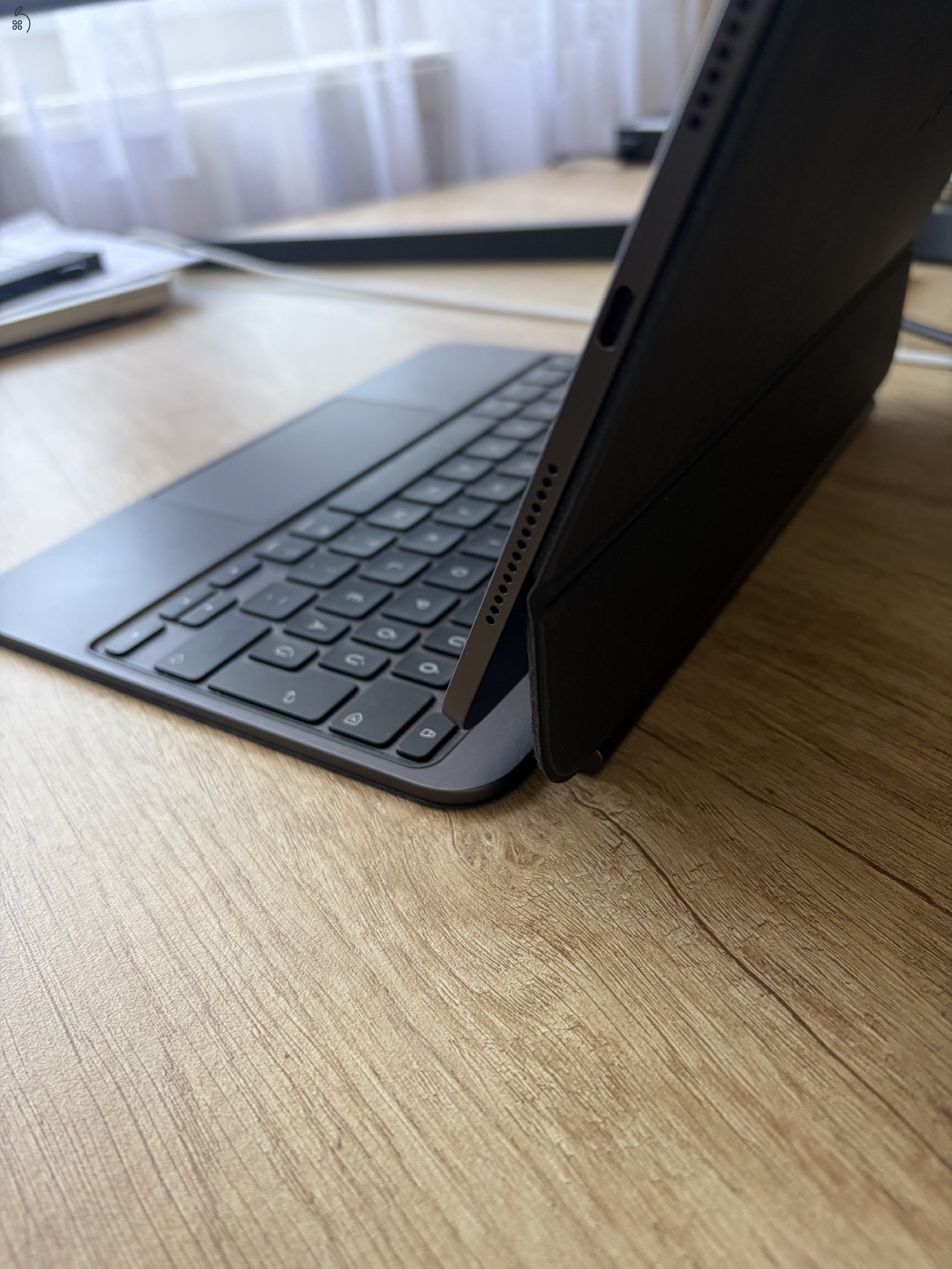 Apple iPad Pro 11” M4 256 GB Wi-Fi – 98% akku, megkímélt állapot