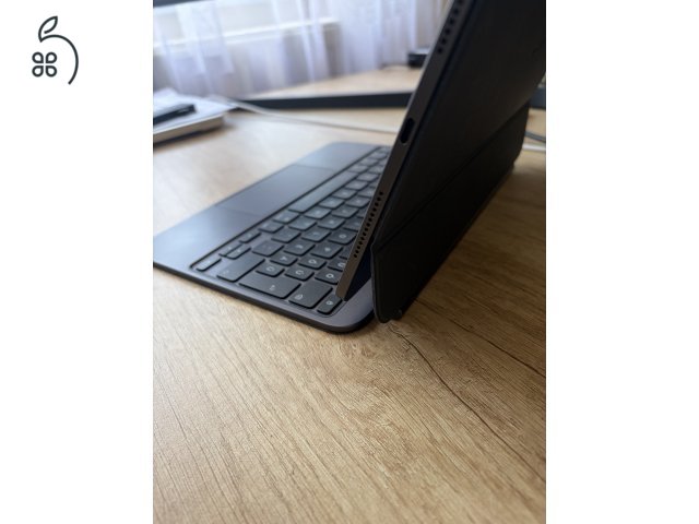 Apple iPad Pro 11” M4 256 GB Wi-Fi – 98% akku, megkímélt állapot