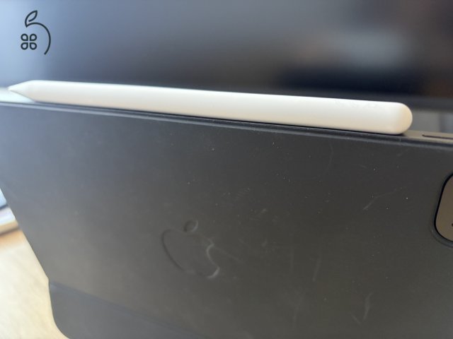 Apple iPad Pro 11” M4 256 GB Wi-Fi – 98% akku, megkímélt állapot