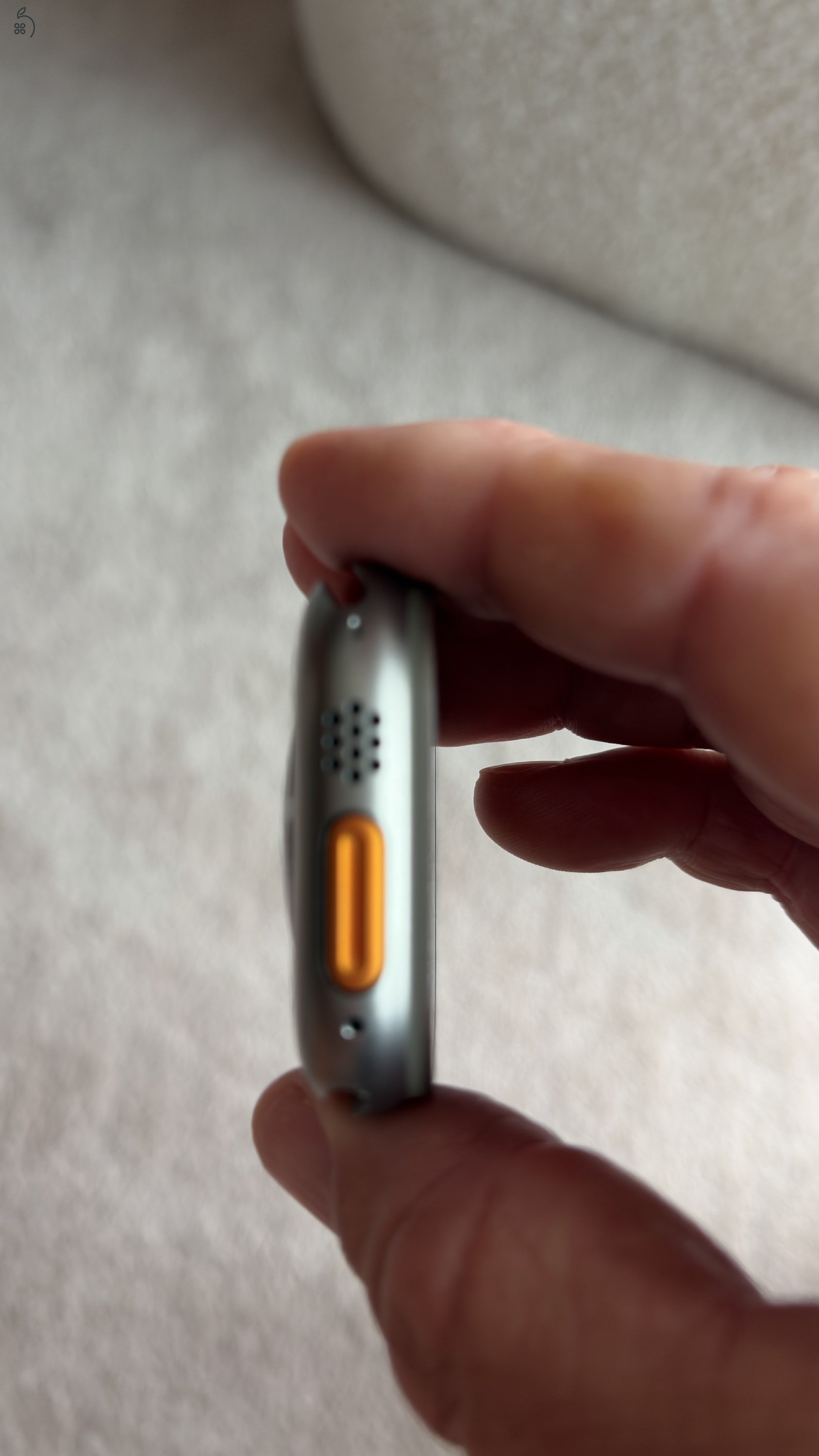 Apple Watch Ultra eladó