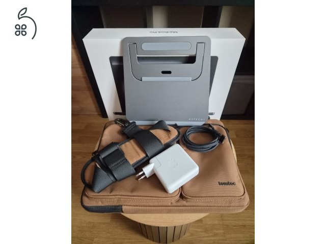 MacBook Pro 14” M4Pro Chip 14 mag CPU & 20 mag GPU, 24GB RAM, 1TB SSD, Akku: 100% 
