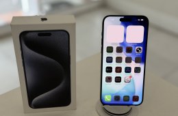 iPhone 15 Pro Max 256GB Független Újszerű/1 hónap gar./Akku 82%/p5022