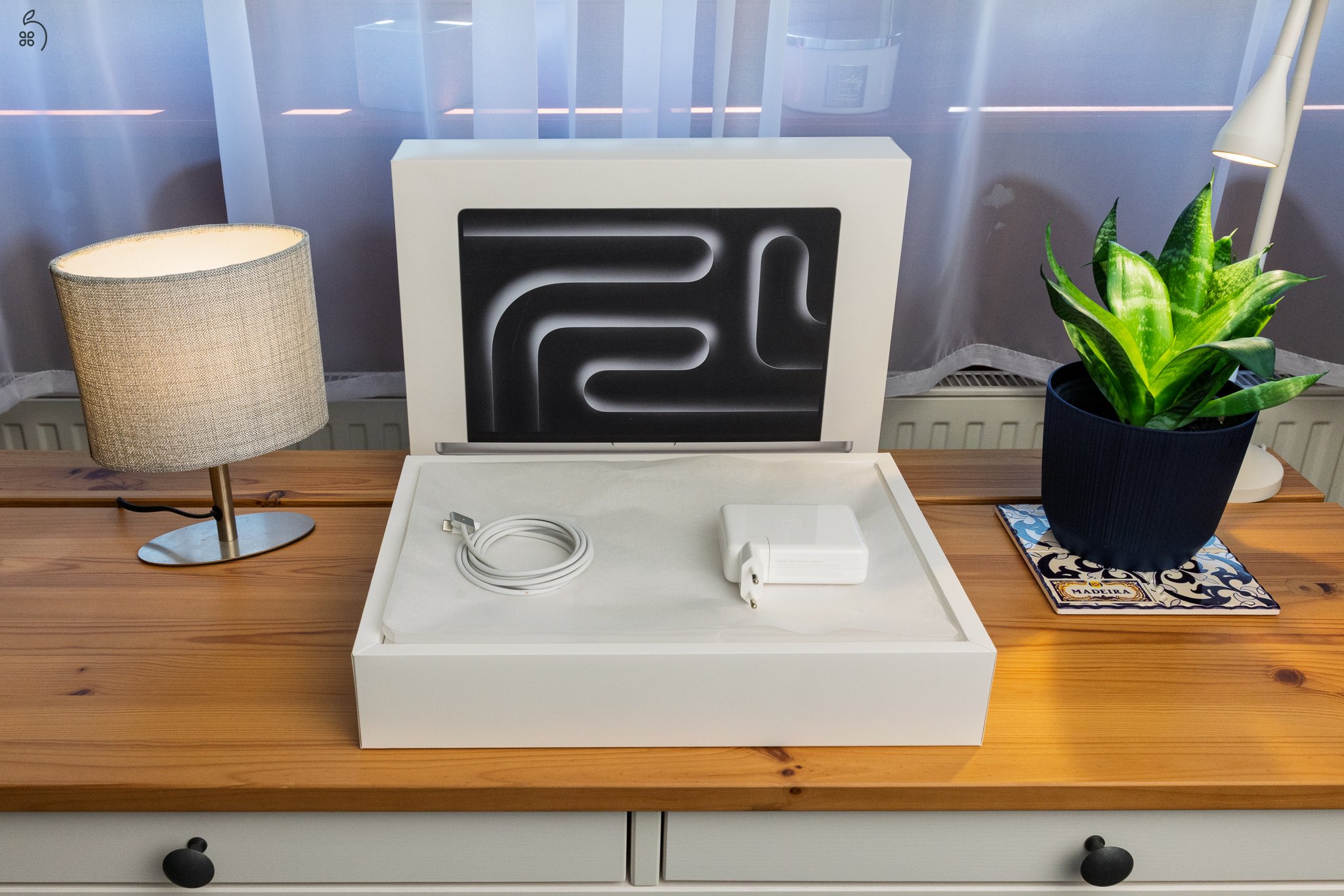 Apple MacBook Pro 16