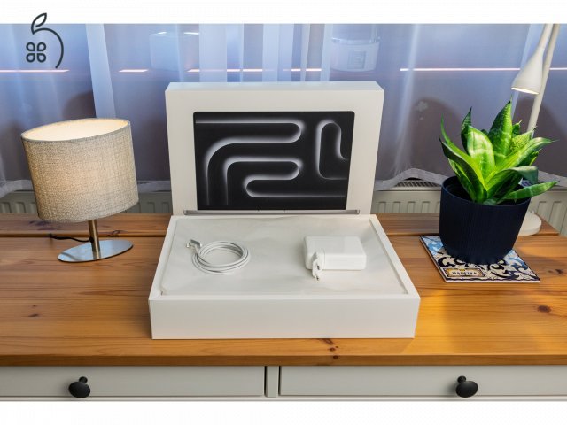 Apple MacBook Pro 16