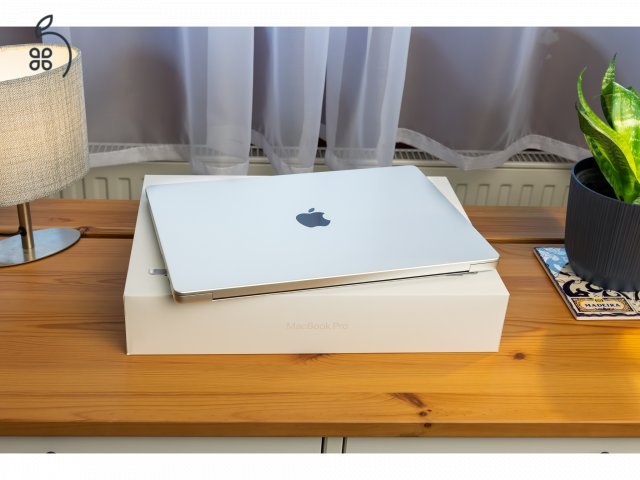Apple MacBook Pro 16