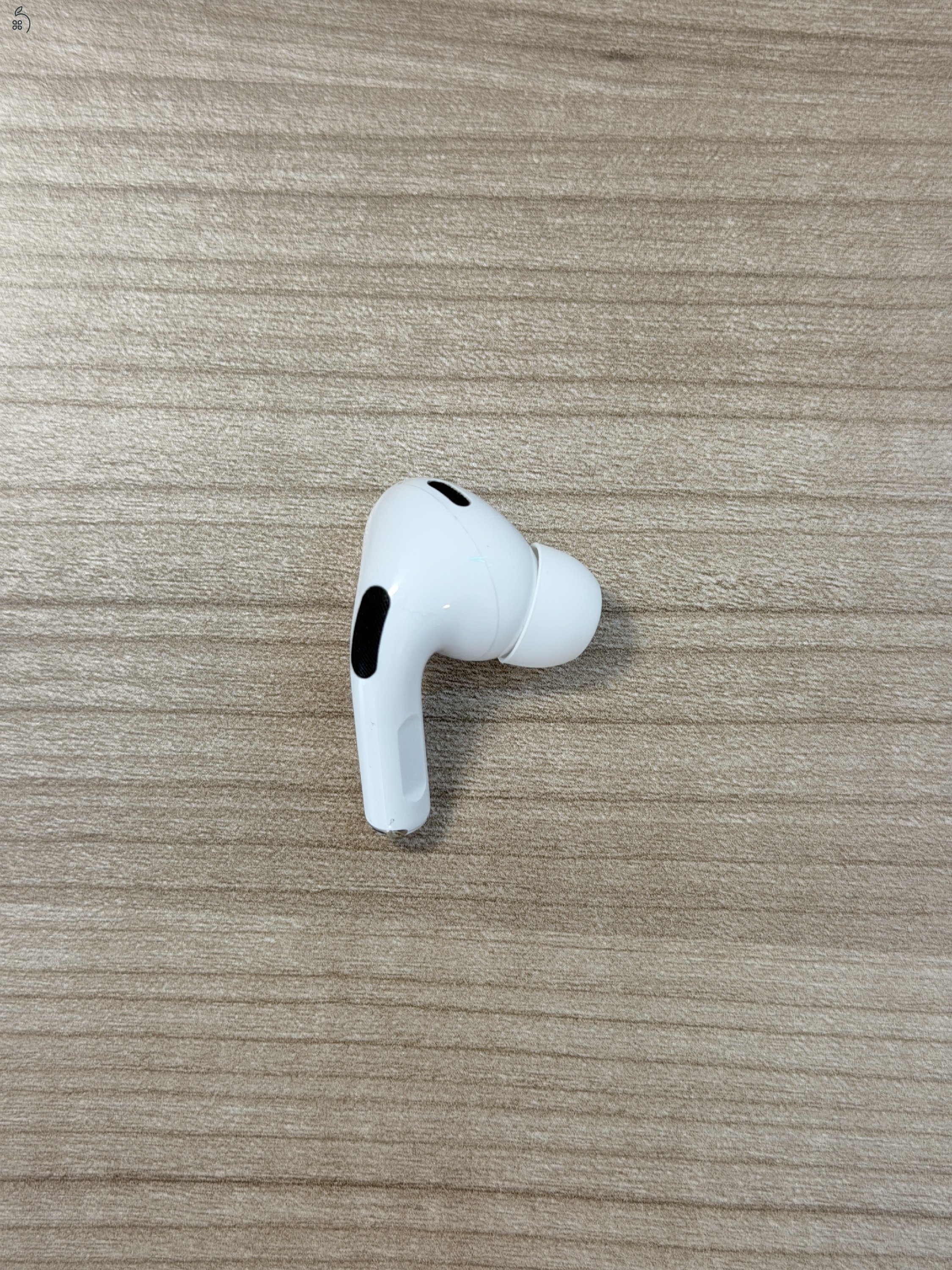 Hibás AirPods Pro 2 jobb füles