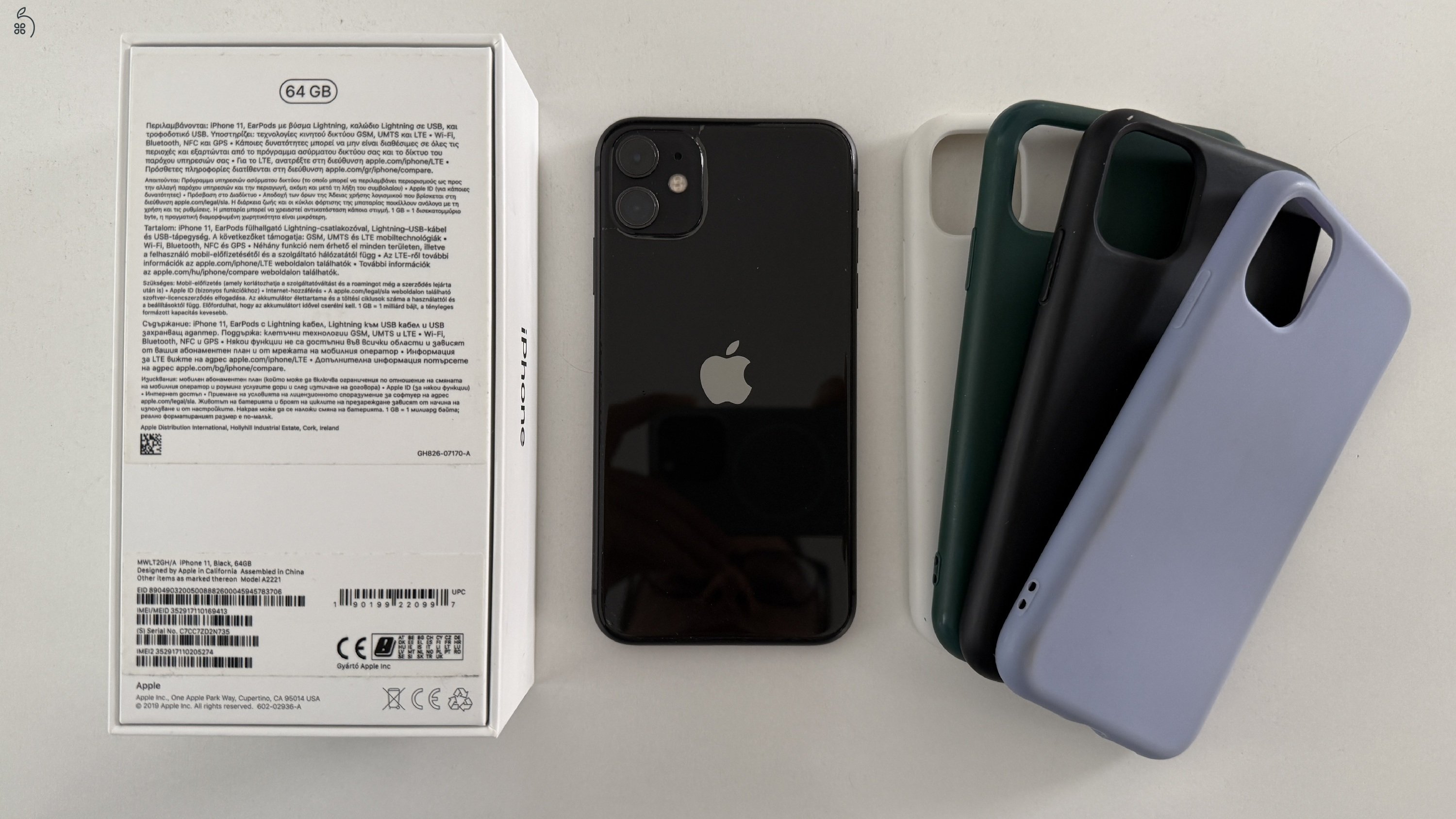 Apple iPhone 11 64GB, fekete, 66% akku