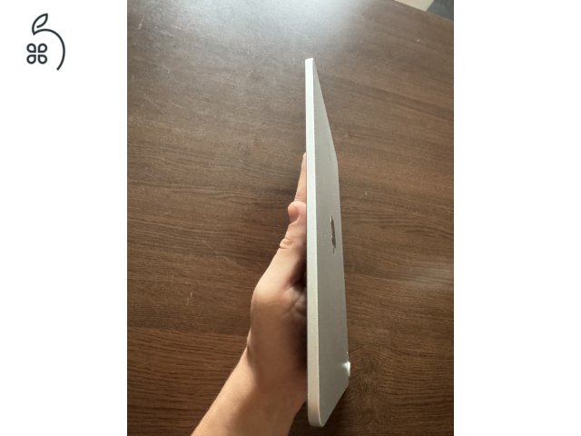 Apple iPad Air 4 / 10.9