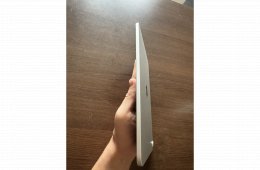 Apple iPad Air 4 / 10.9