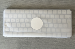  APPLE Magic Keyboard Touch ID-val, USB-C 2024 - Német - ÚJ