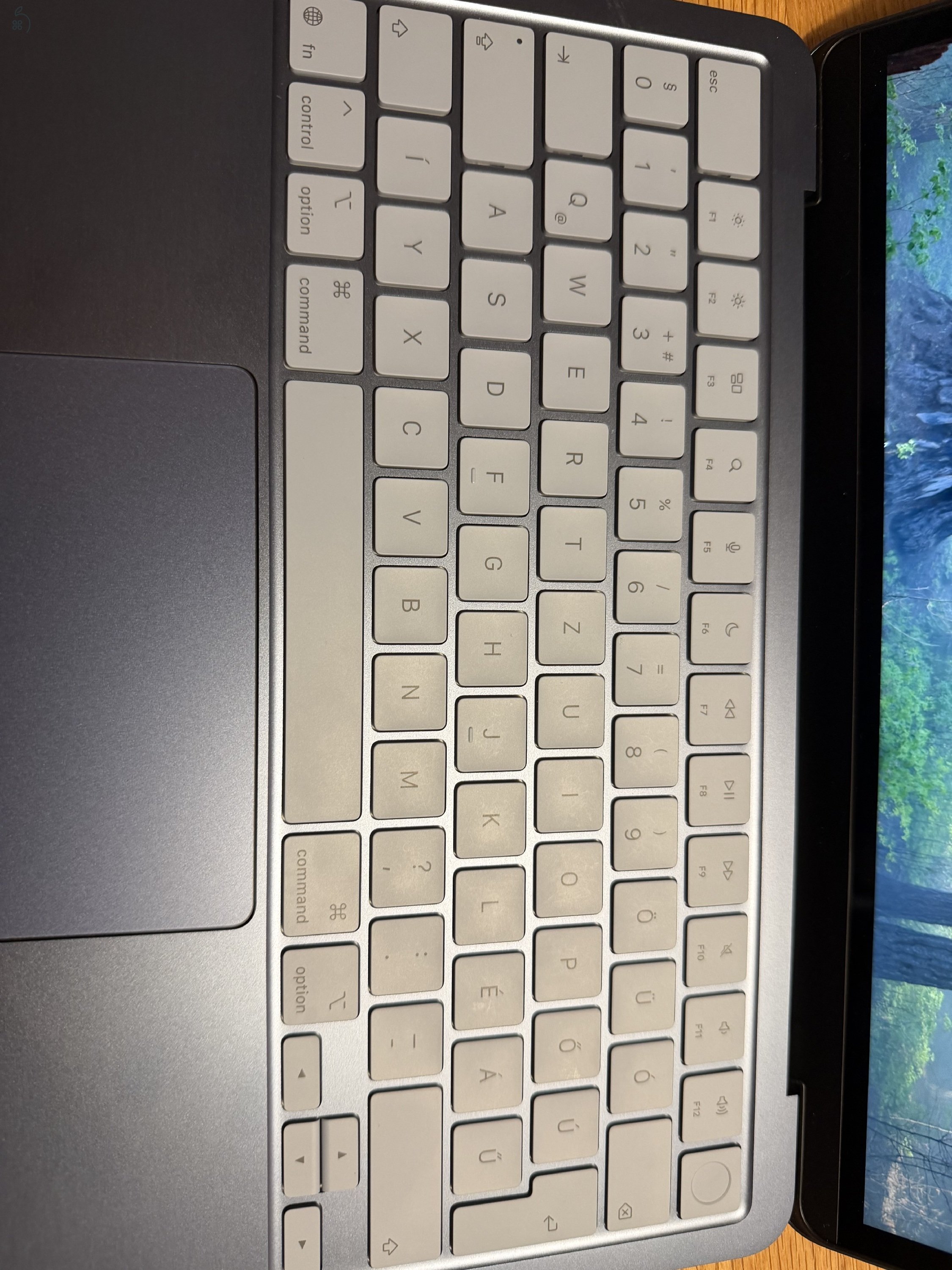 Eladó Apple MacBook Neo 512 GB SSD, 8GB RAM