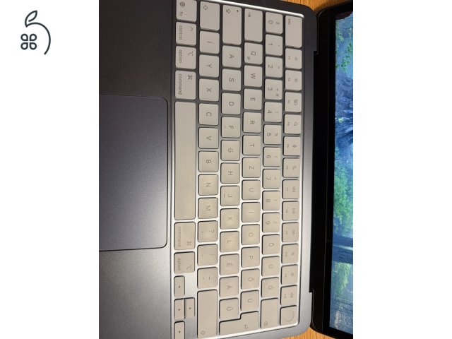 Eladó Apple MacBook Neo 512 GB SSD, 8GB RAM