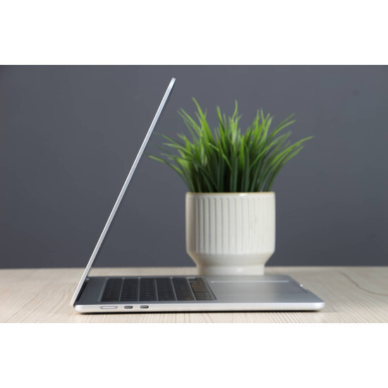 Újszerű MacBook Air 15