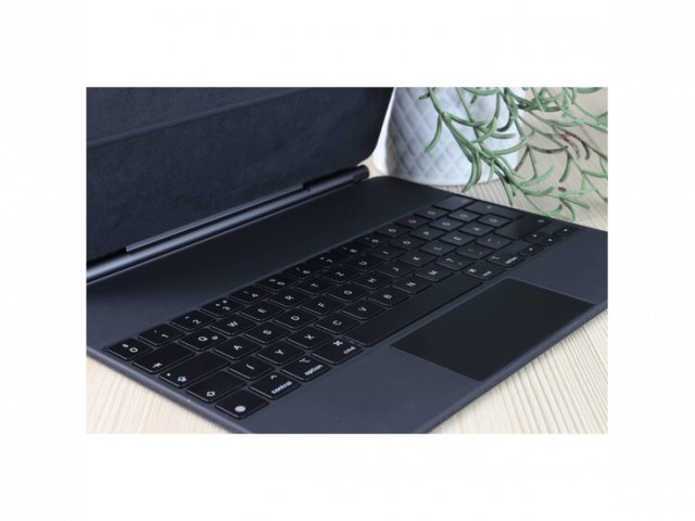 Használt Magic Keyboard for iPad Pro 12.9
