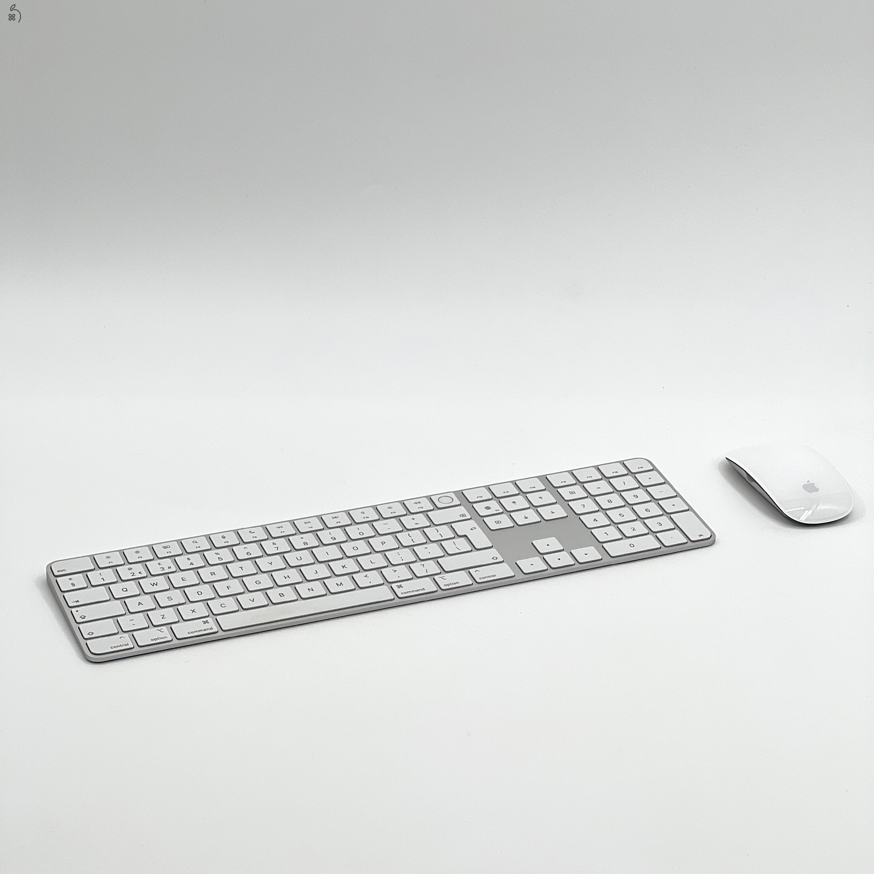 Numerikus Apple Magic Keyboard ID + magic mouse 