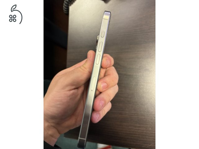Iphone 16 Pro Max 256GB - Natur Titan (független, 89% akkumulátor)