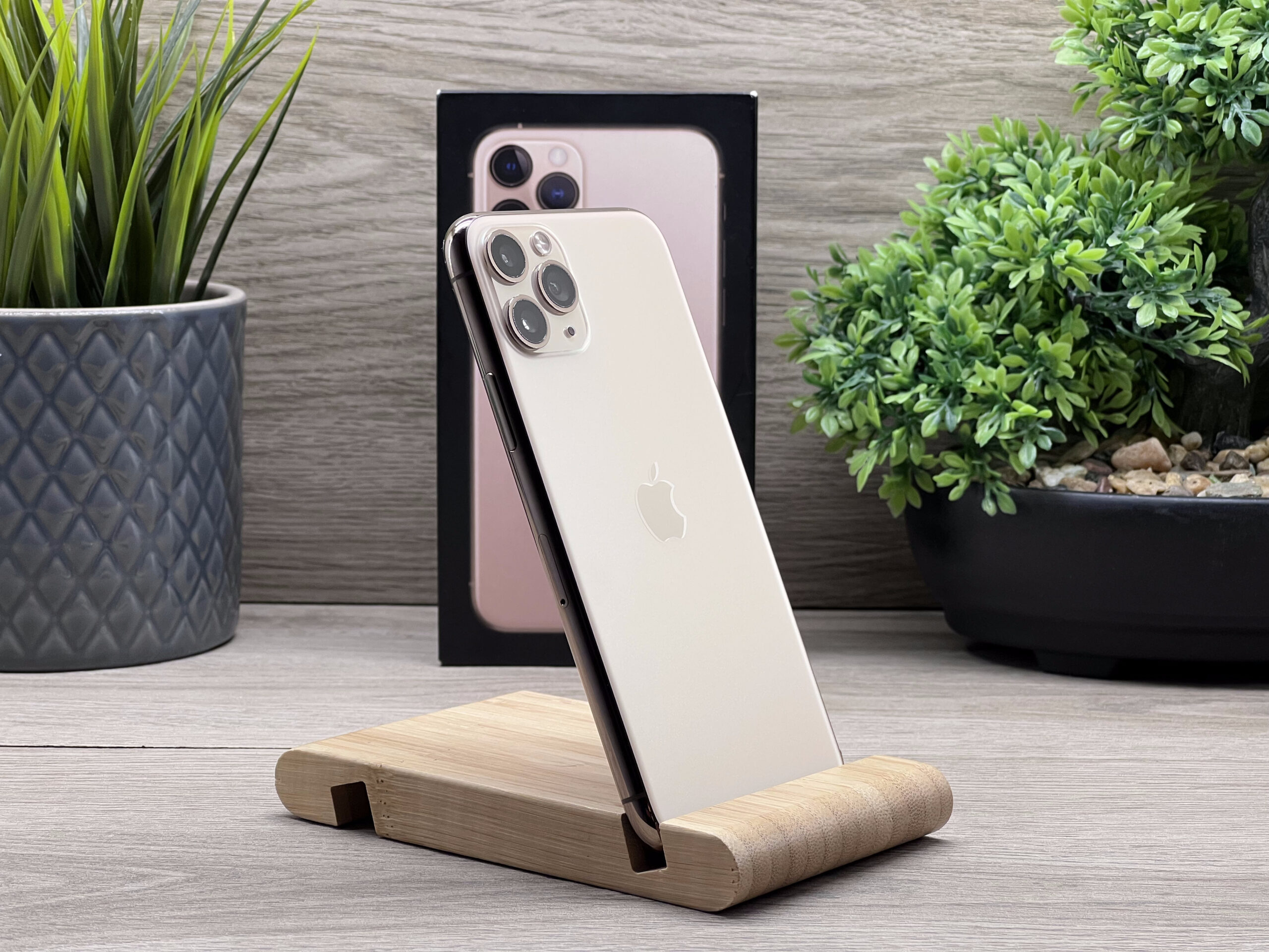 Hibátlan iPhone 11 Pro Gold 256GB 2 ÉV Garanciával Számlával Aksi 100%