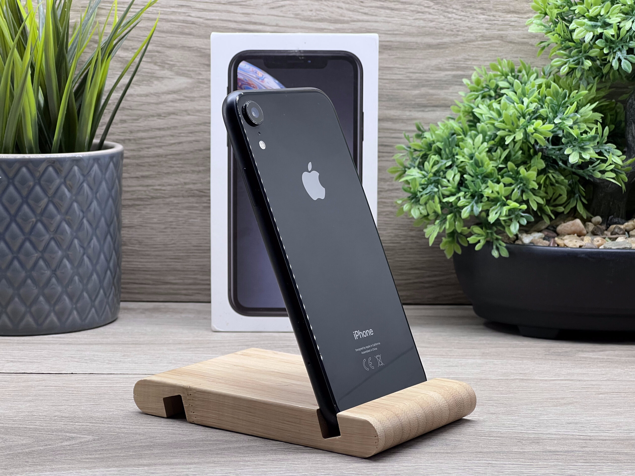 iPhone XR Black 128GB 2 ÉV Garanciával Számlával Aksi 100%