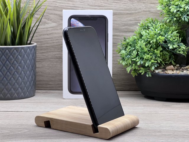 iPhone XR Black 128GB 2 ÉV Garanciával Számlával Aksi 100%