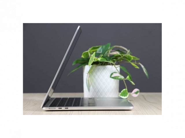 Használt Apple Macbook Air 13