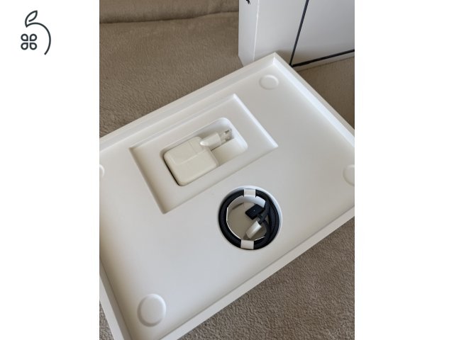 MacBook Air 2025 M4 13.6”